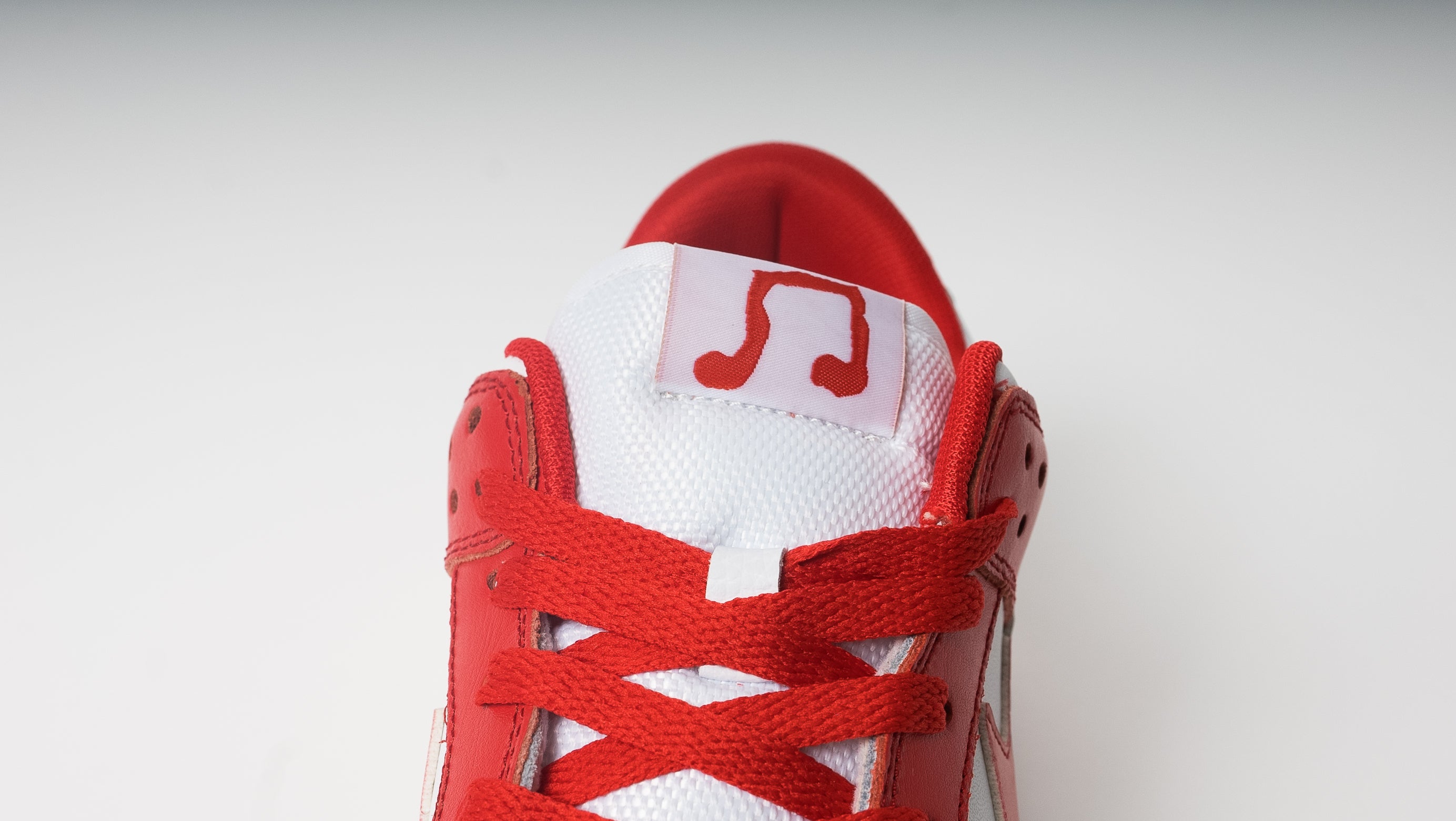 Rockstar Low (Raging Red)